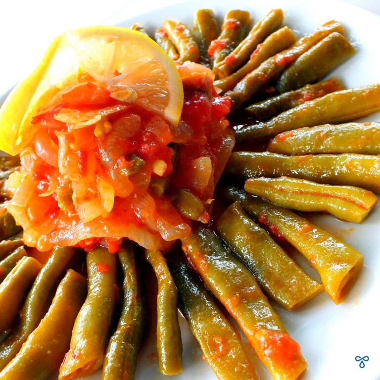 Turkish Green Beans In Olive Oil Recipe - Zeytinyagli Taze Fasulye