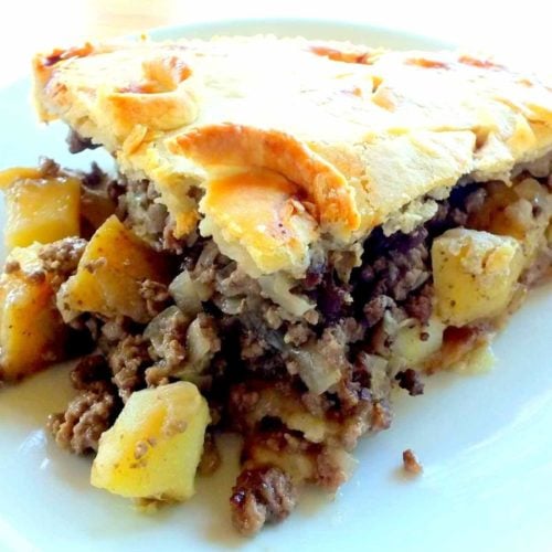 Easy Traditional English Meat & Potato Pie Recipe