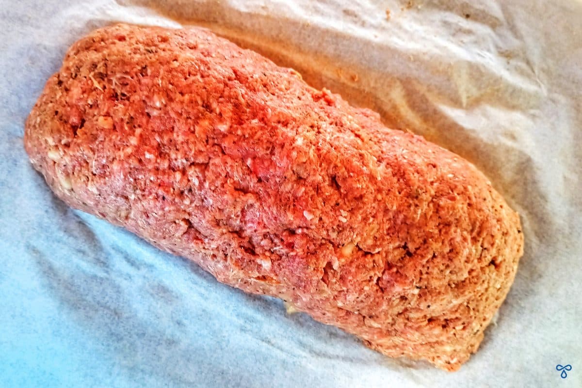 A rectangular shaped minced beef k&ouml;fte.